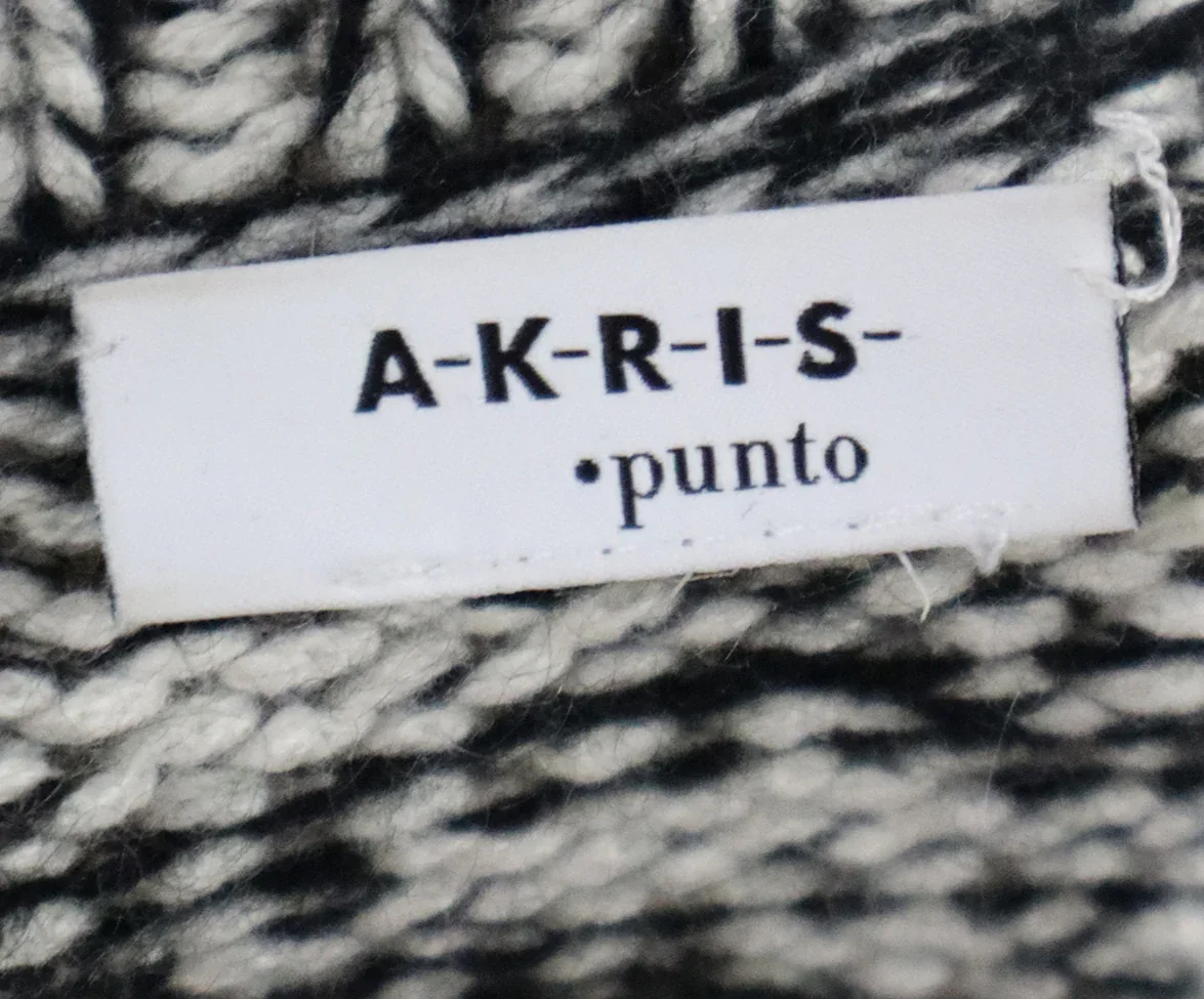 Akris Punto B&W Wool Cardigan sz 6 - Image 4