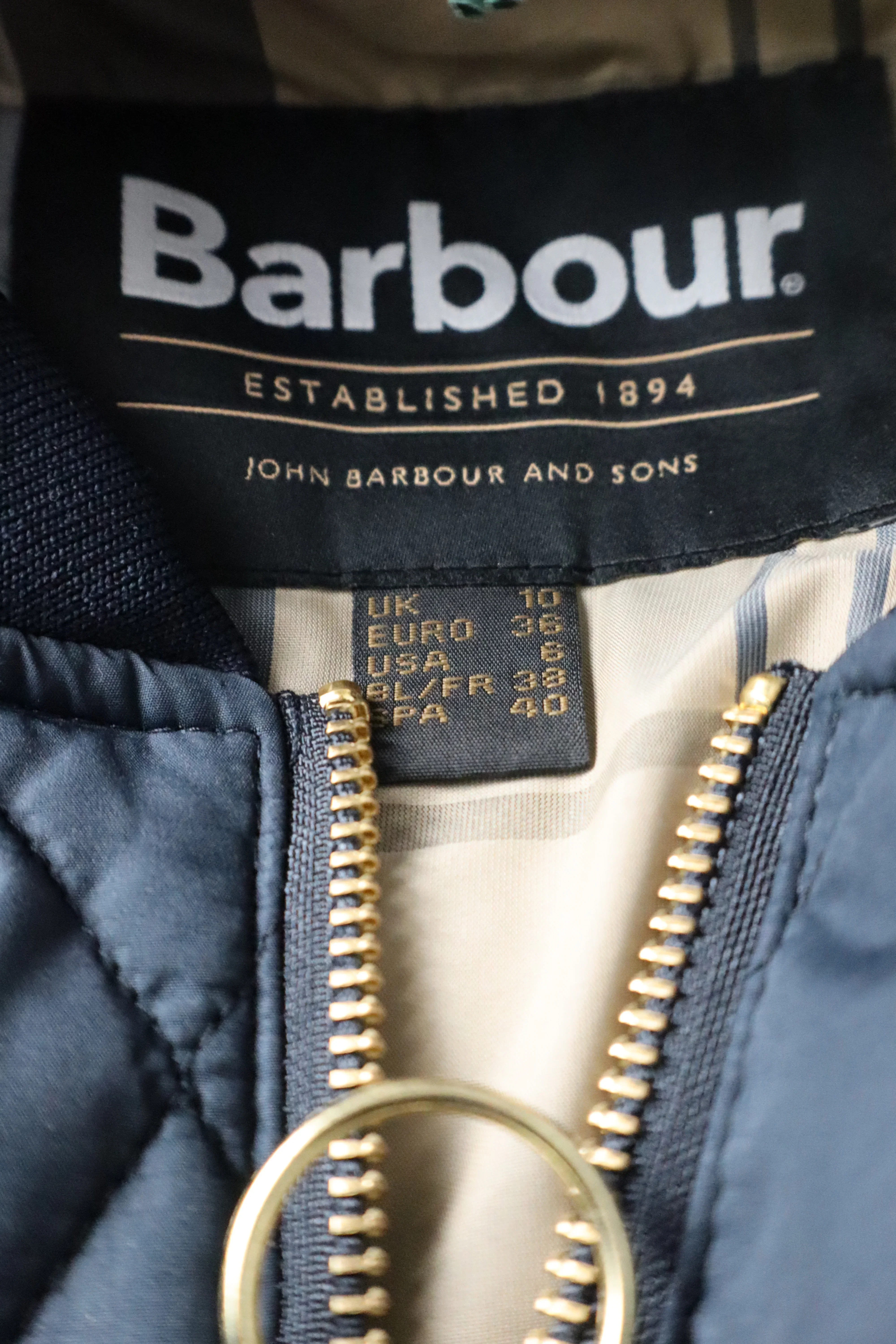 Barbour Navy Quilted Nylon Coat sz 10 - Image 4