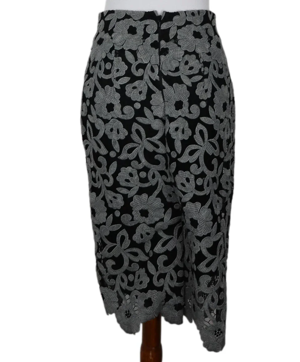 Blumarine Black & Grey Embroidered Skirt sz 4 - Image 3