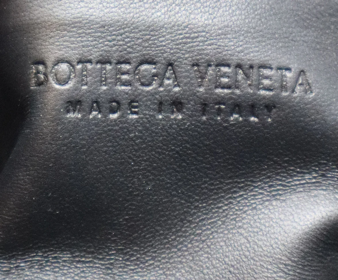 Bottega Veneta Black Woven Cassette Bag - Image 7