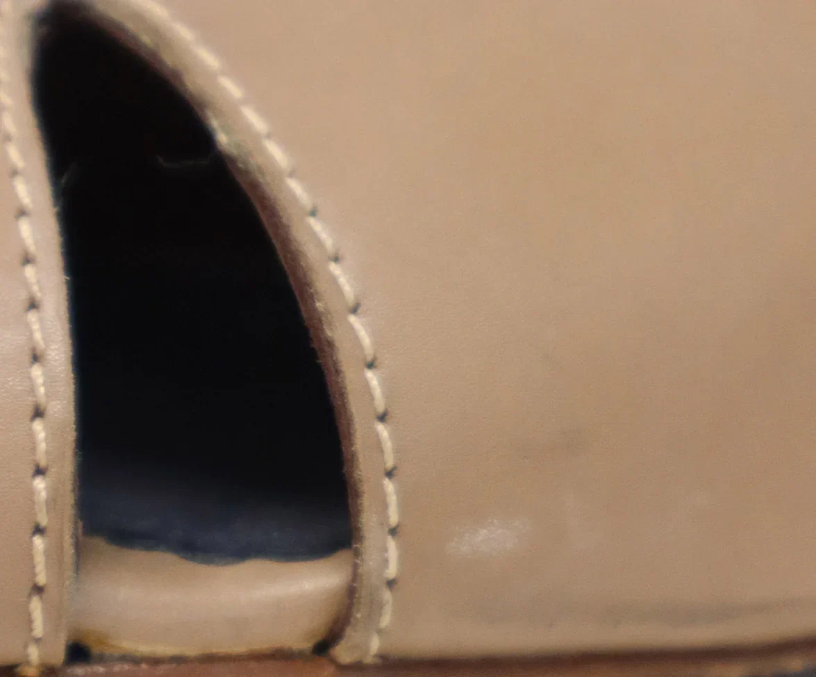 Carolina Herrera Taupe Leather Peep Toe Heels sz 8 - Image 6