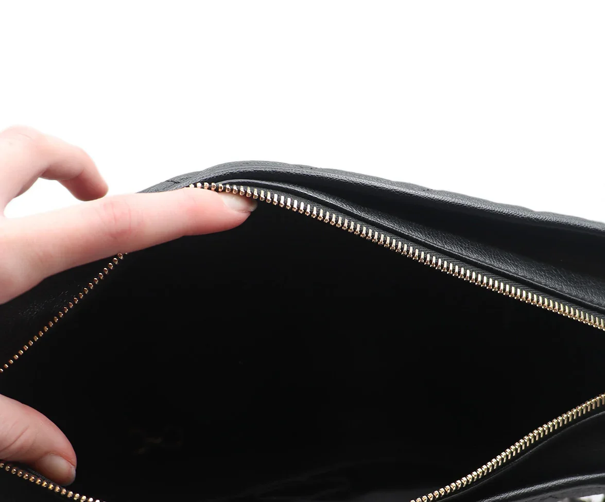 Chanel Black Leather Patent Trim Handbag - Image 7