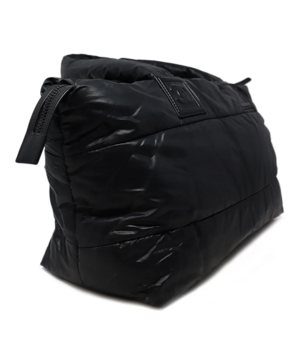 Chanel Black Quilted Cocoon Nylon Tote - Image 2