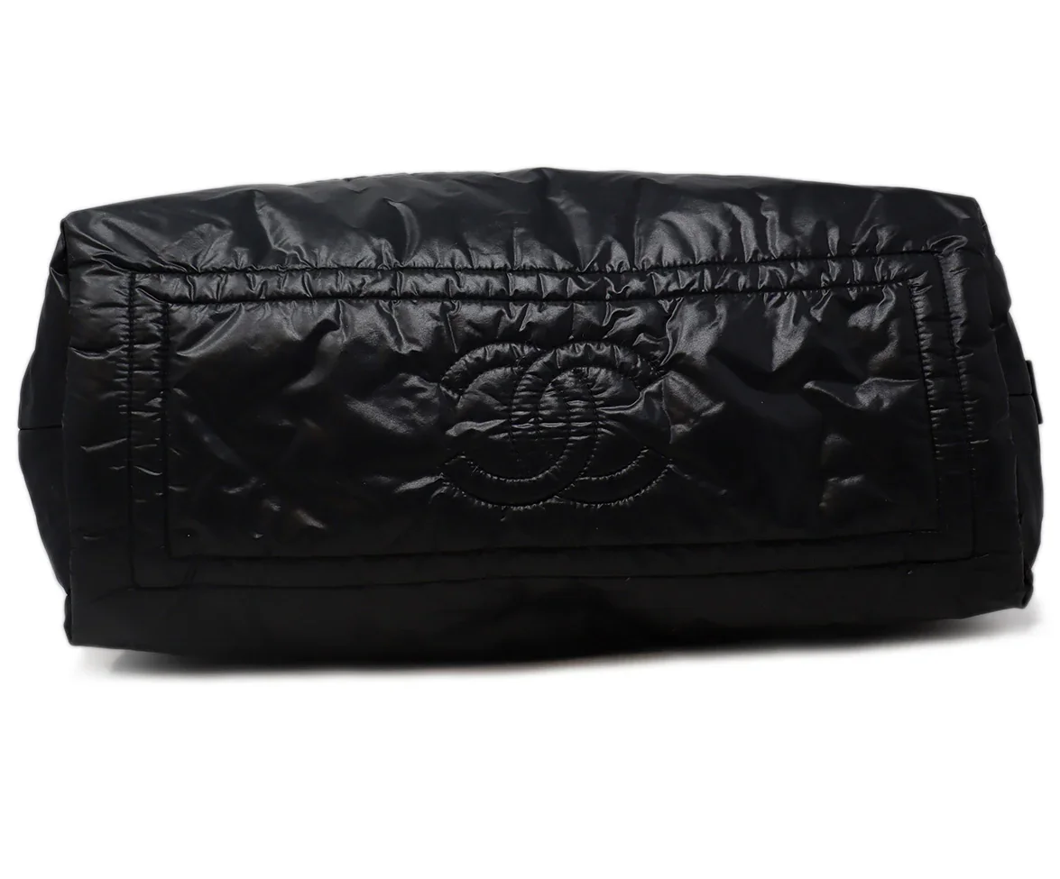Chanel Black Quilted Cocoon Nylon Tote - Image 4