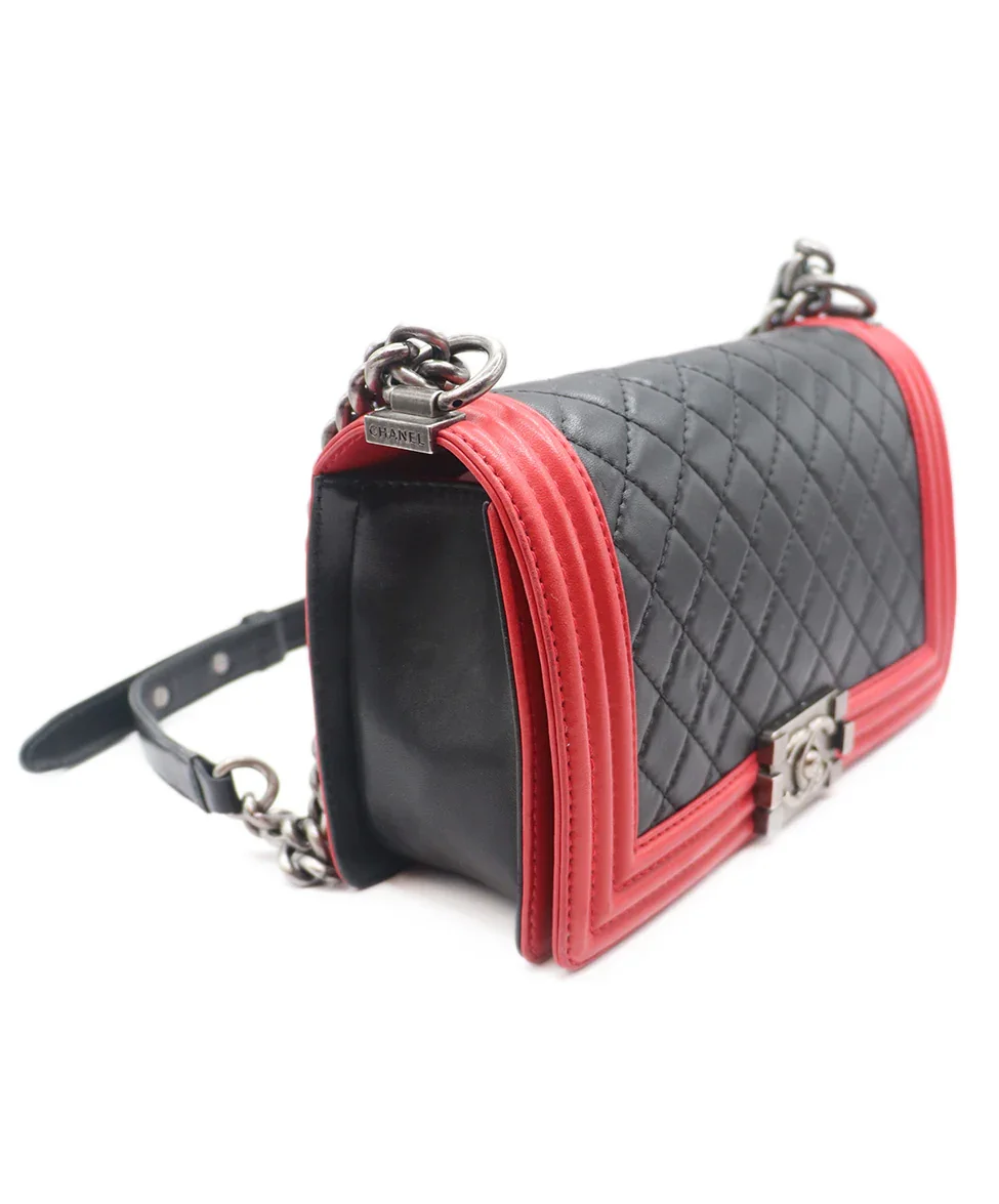 Chanel Black & Red Leather Boy Bag Handbag - Image 3