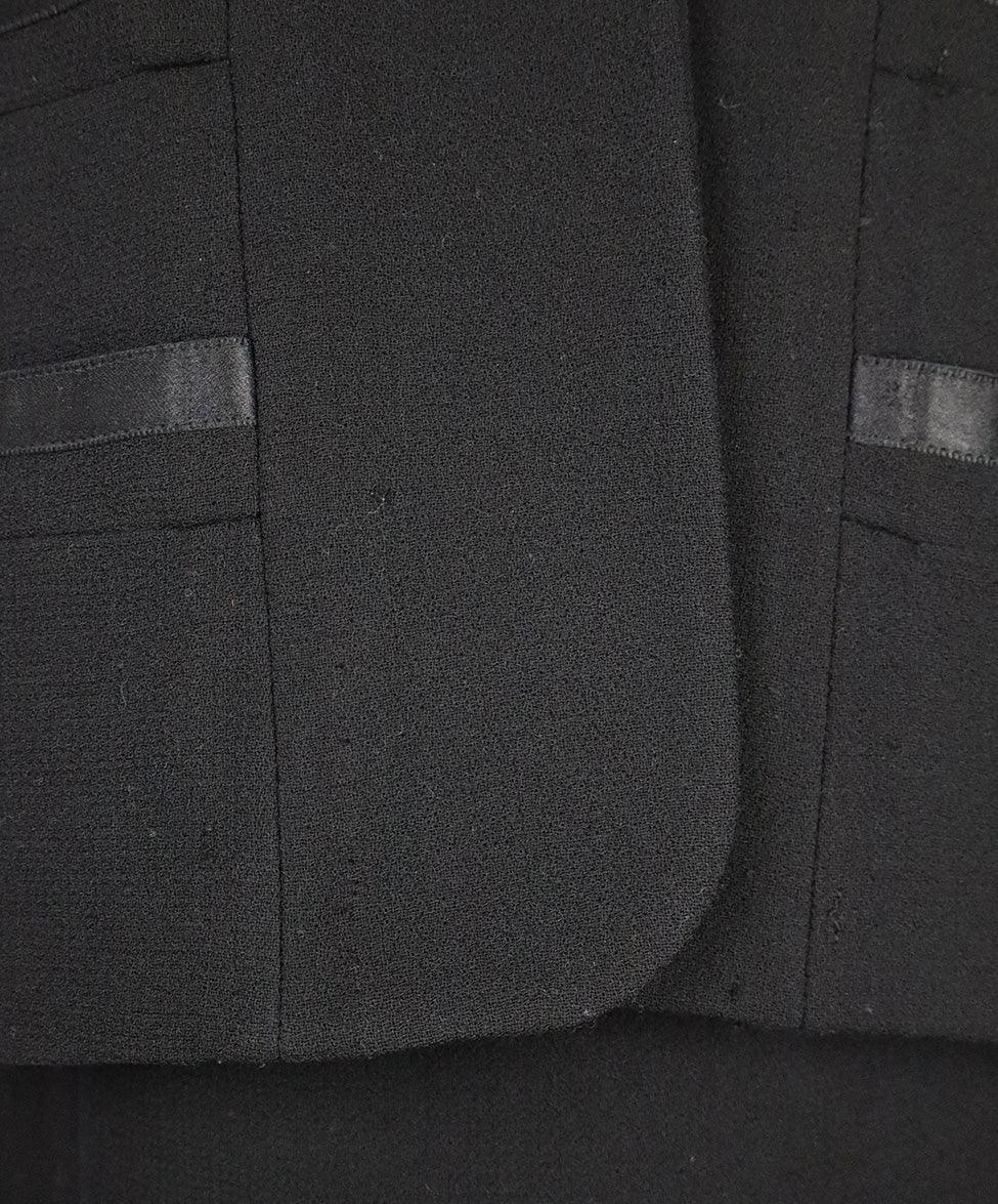 Chanel Black Wool & Pearl Button Skirt Suit sz 14 - Image 5