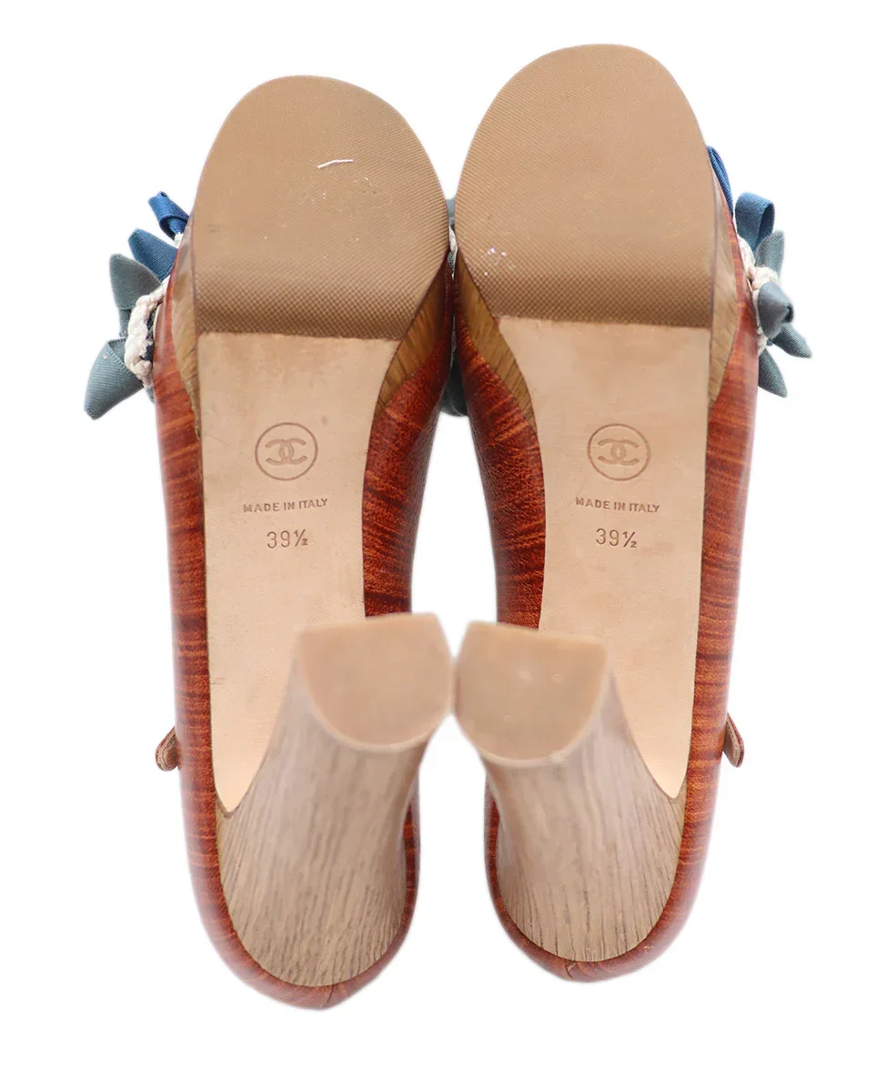 Chanel Brown Floral Leather Platform Heel Sz. 9.5 - Image 5