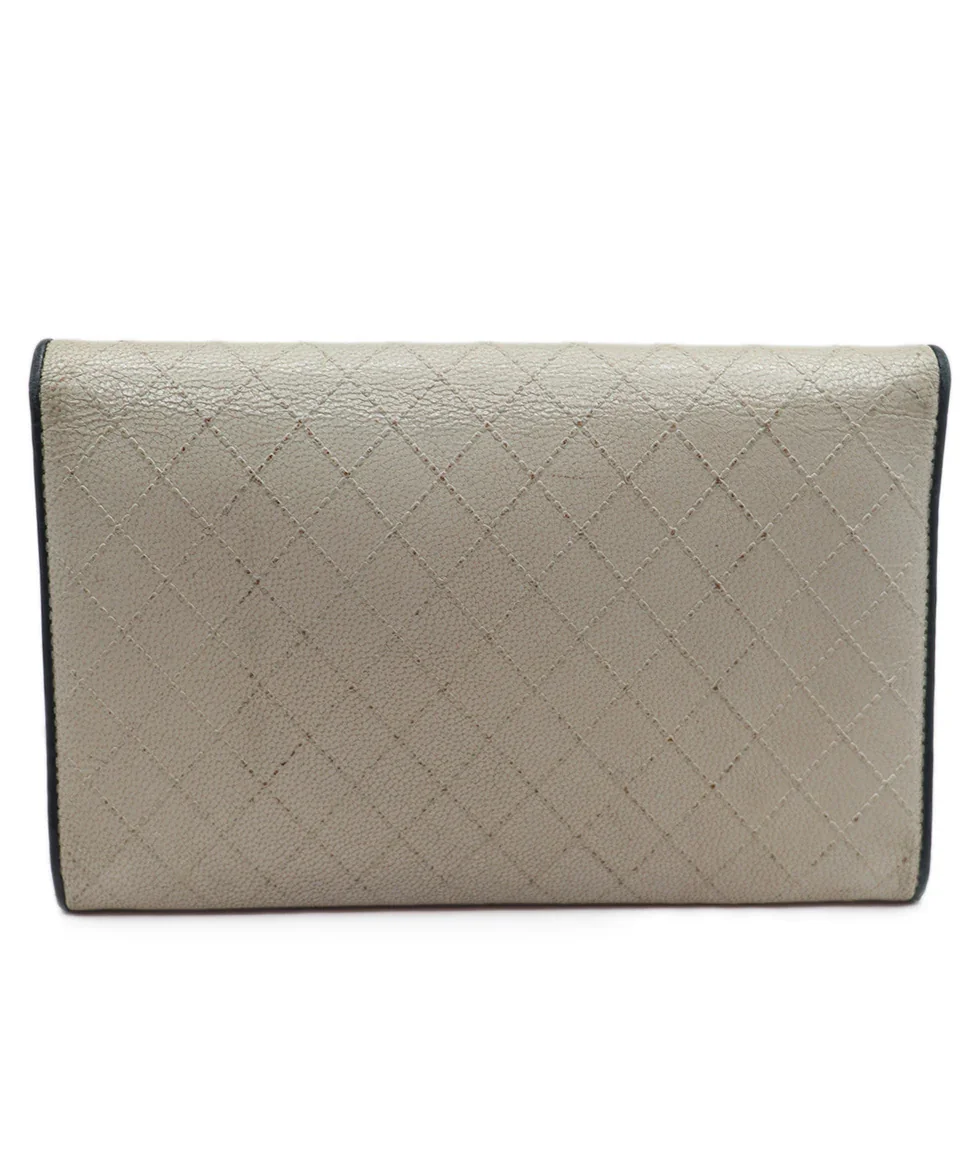 Chanel Grey Leather Wallet - Image 3