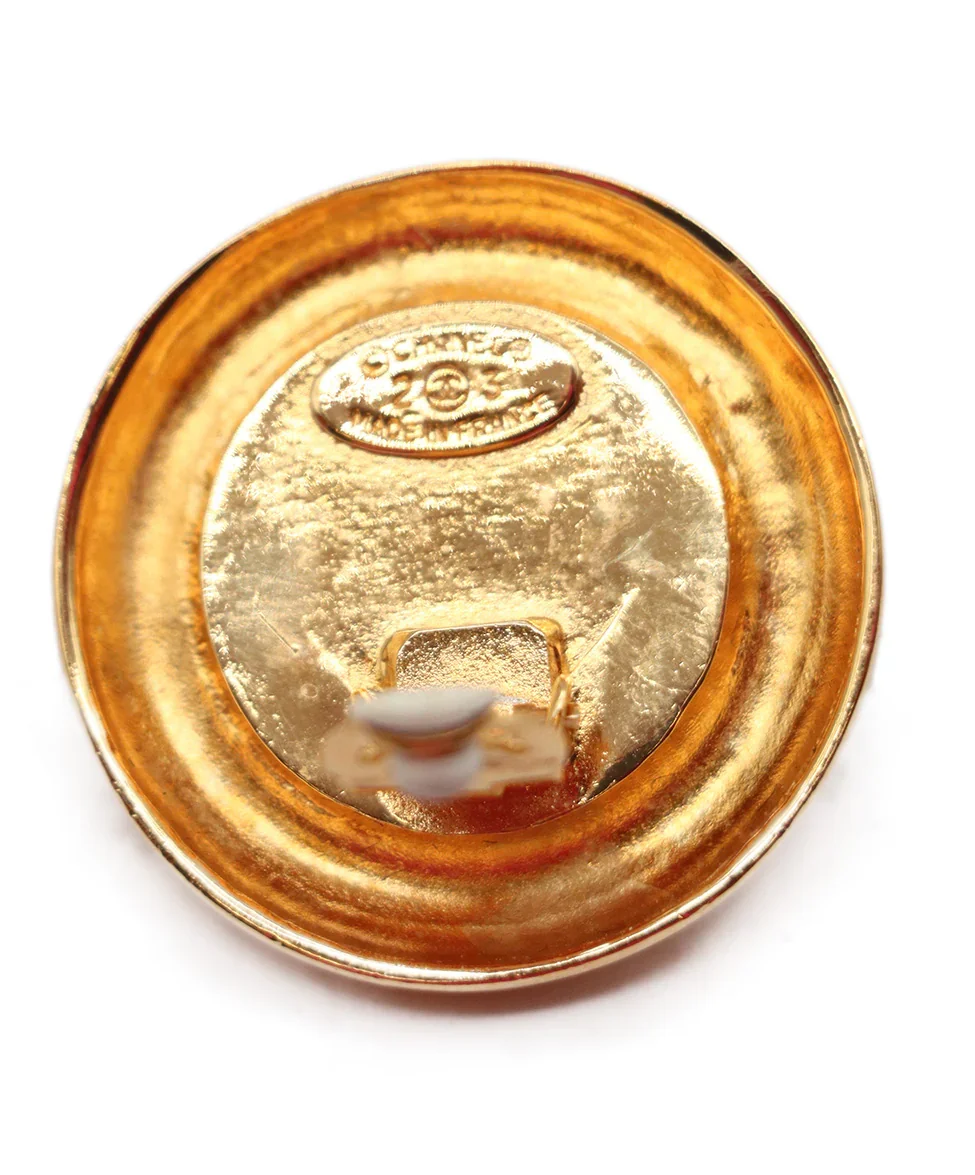Chanel Metallic Gold & Pearl Vintage Earrings - Image 5