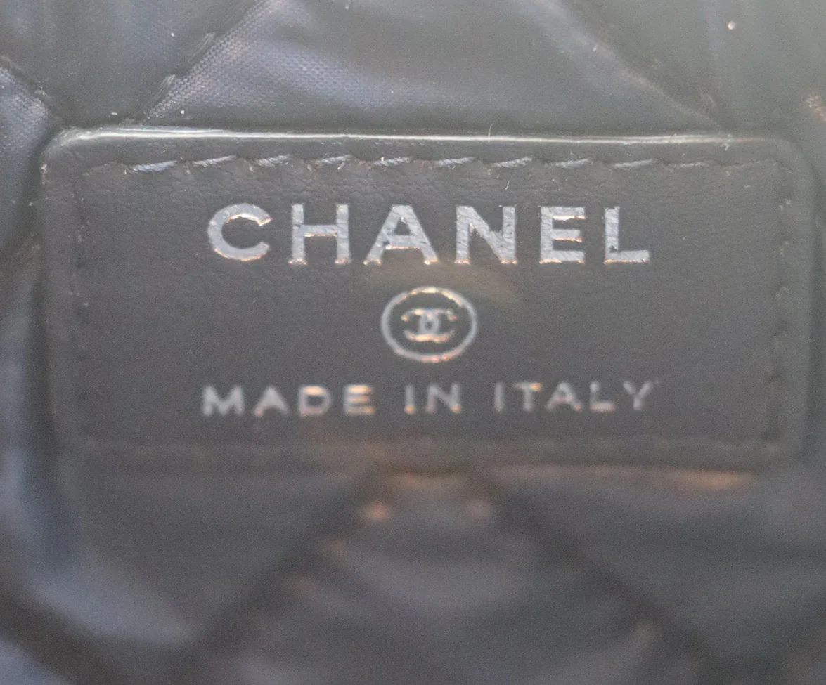 Chanel Navy Caviar Leather Cosmetic Pouch - Image 8