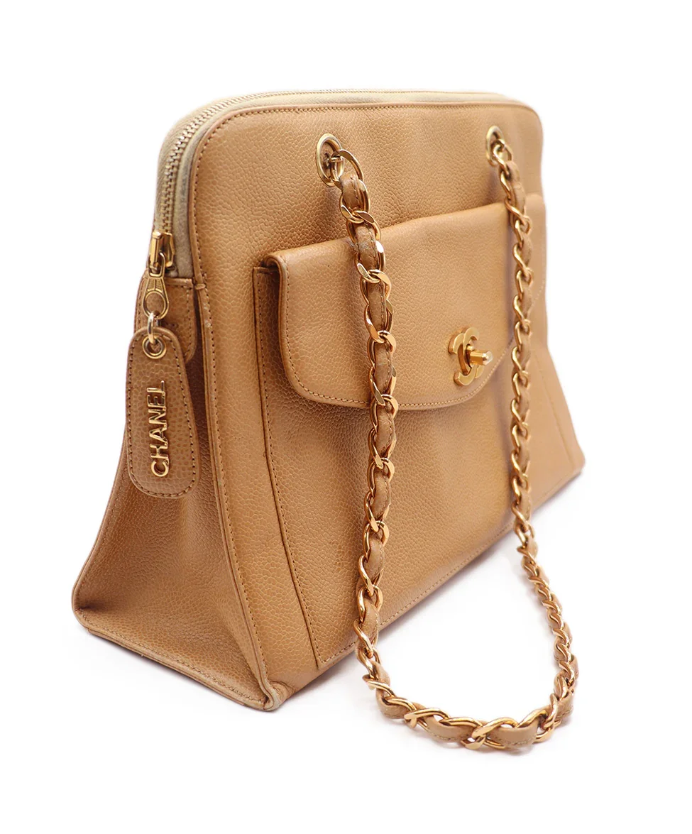Chanel Tan Leather Vintage Handbag - Image 2