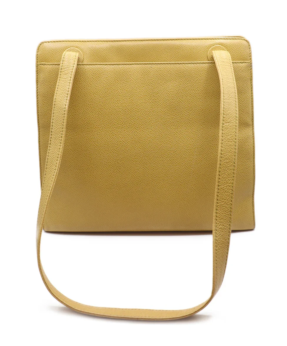 Chanel Yellow Caviar Leather Vintage Handbag - Image 3
