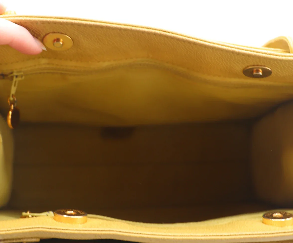 Chanel Yellow Caviar Leather Vintage Handbag - Image 5