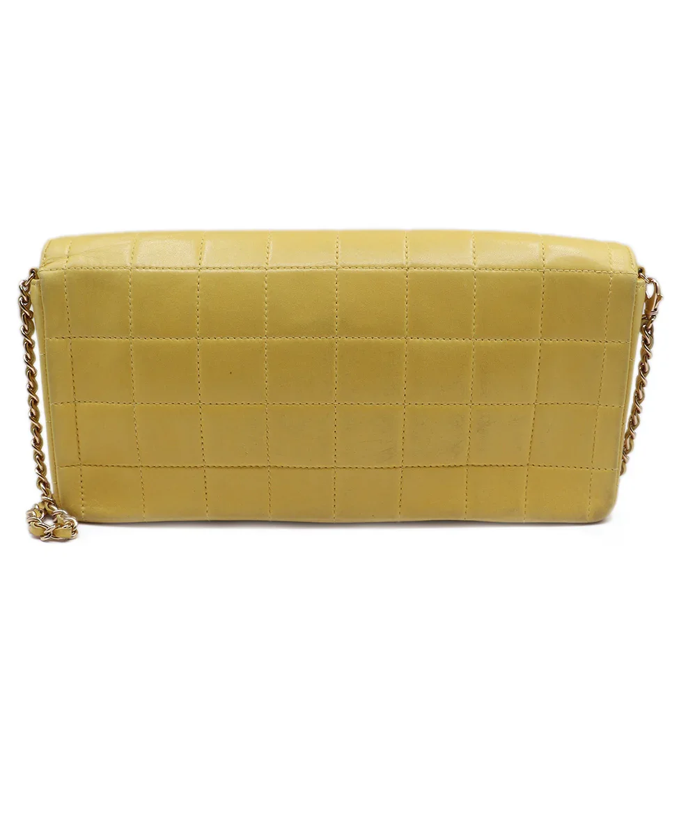 Chanel Yellow & Gold Quilted Leather "as is" Shoulder Bag - Image 3