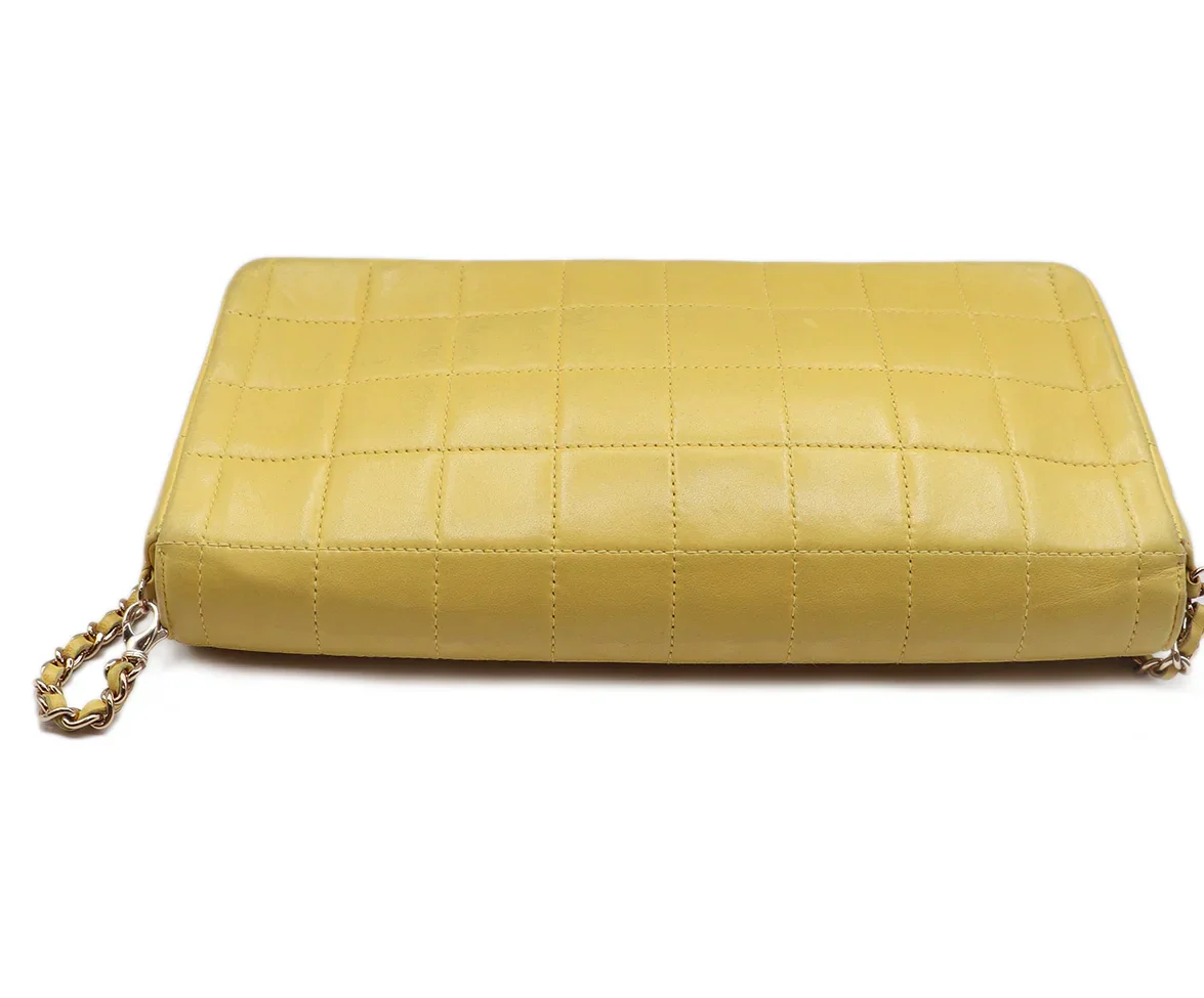 Chanel Yellow & Gold Quilted Leather "as is" Shoulder Bag - Image 4