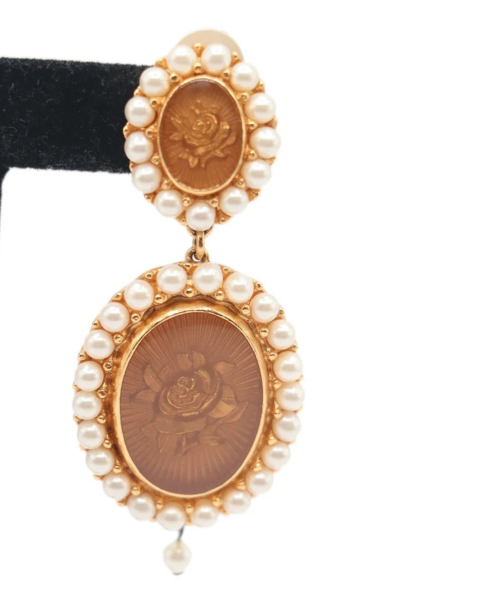 Christian Dior Vintage Gold & Pearl Earrings - Image 4