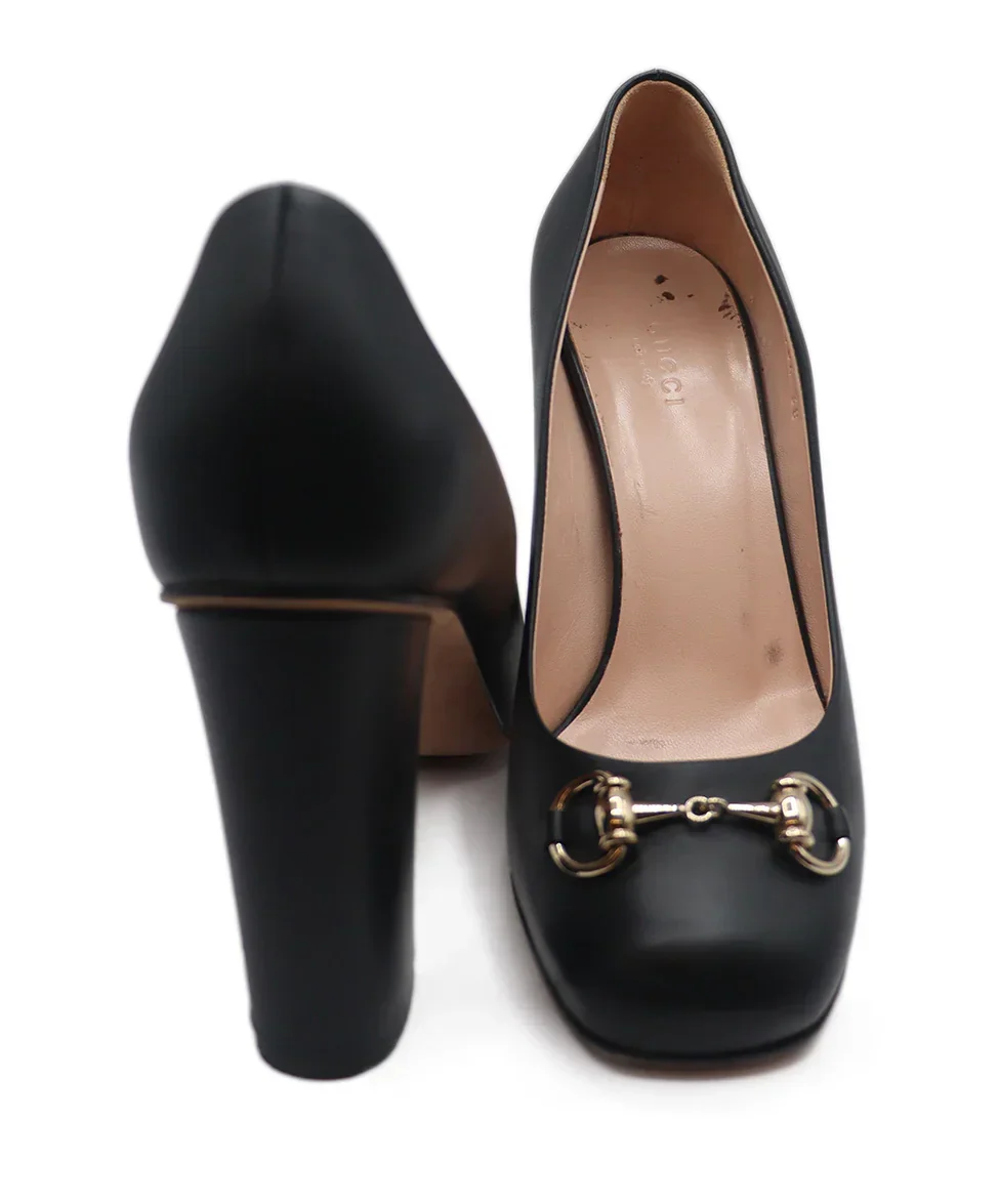 Gucci Black Leather & Gold Horsebit Heels - Image 3