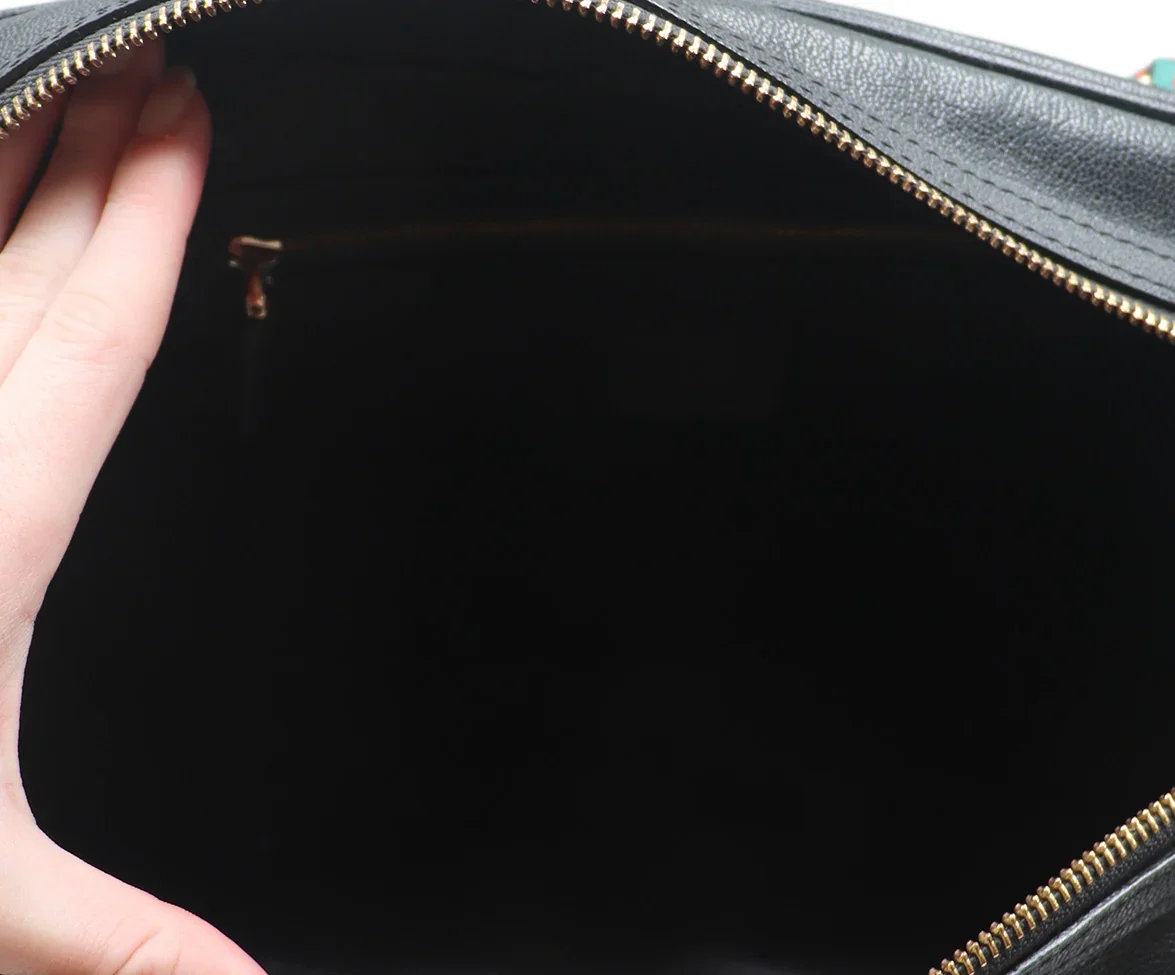 Gucci Black Leather Red Green Stripe Gold Chain Handbag - Image 6