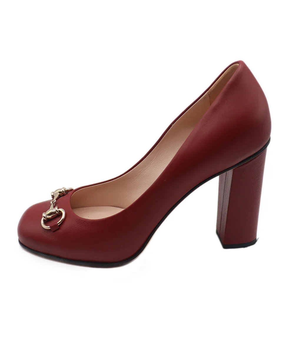 Gucci Red Leather Gold Horsebit Shoes Sz. 8 - Image 2