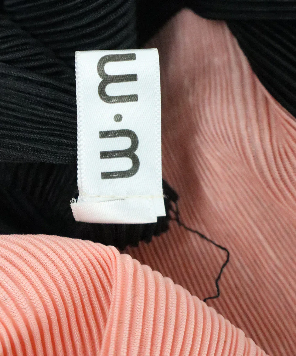 Issey Miyake Pink Grey & Black Pleated Dress - Image 4