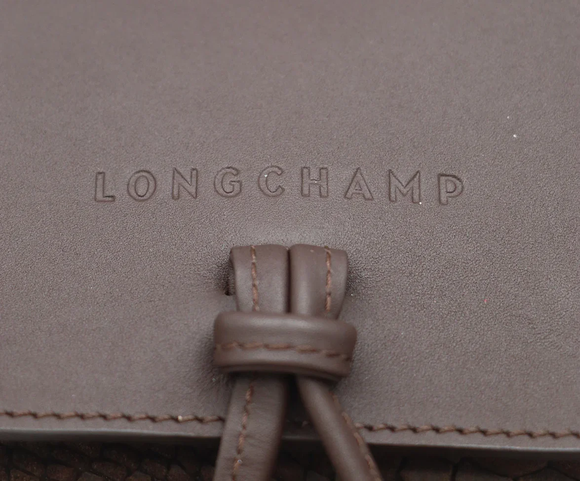 Longchamp Brown Leather Crocodile Print Handbag - Image 8