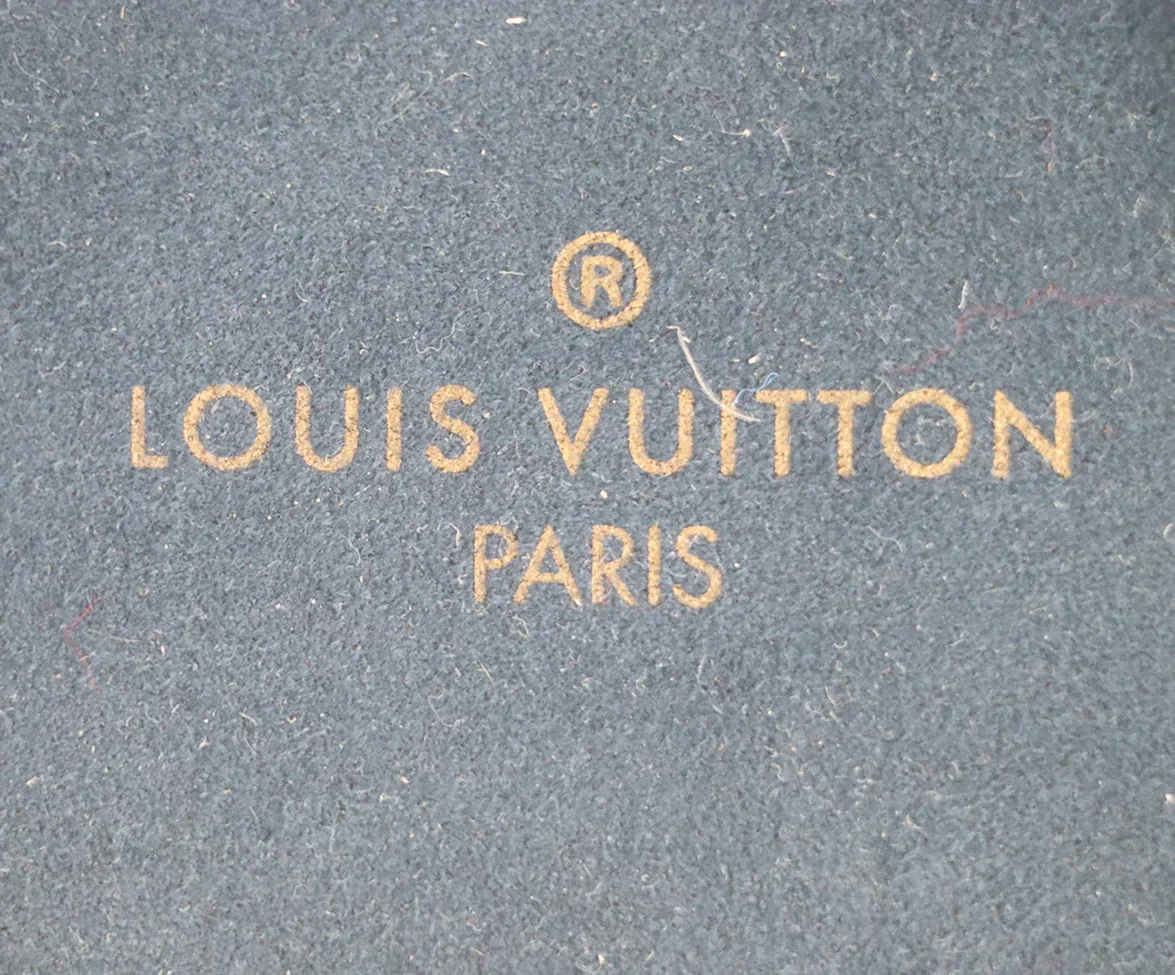 Louis Vuitton Blue Satin Slippers Sz. 8.5 - Image 6