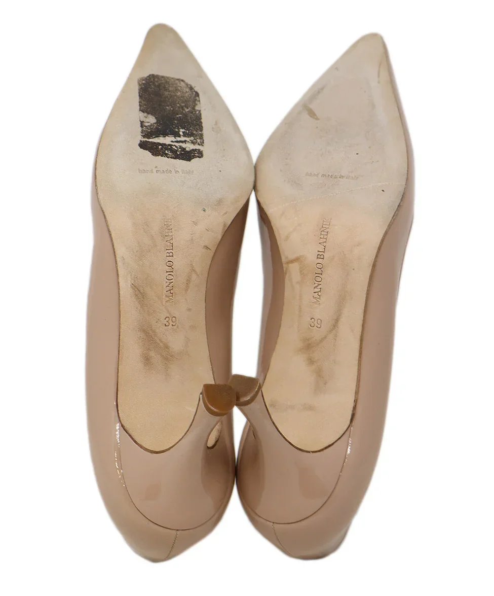 Manolo Blahnik Nude Patent Leather Heels sz 9 - Image 5